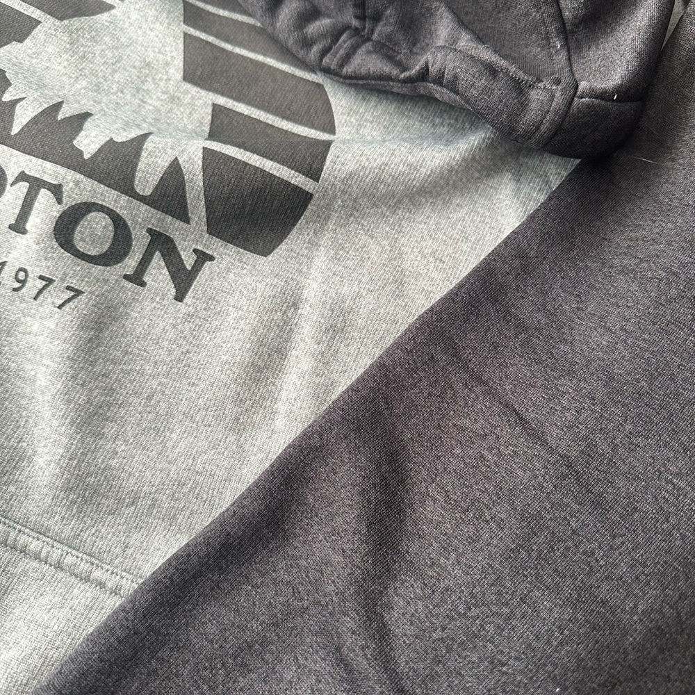 Men’s Burton hooded sweatshirt